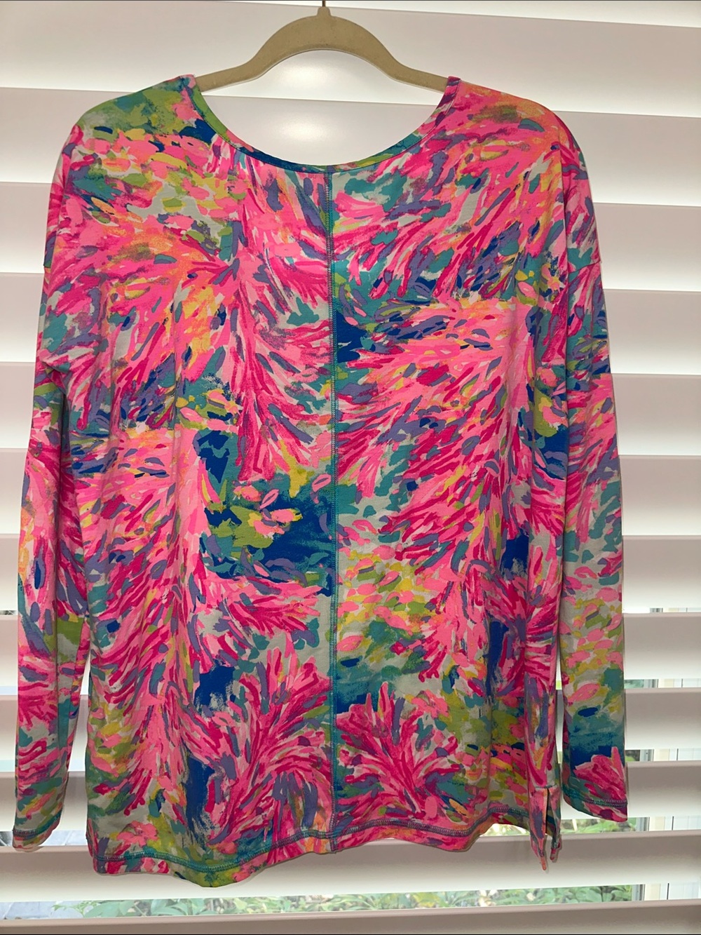 Lilly Pulitzer Pink Multi-Color V-Neck Long Sleeve Top - Picture 3 of 3